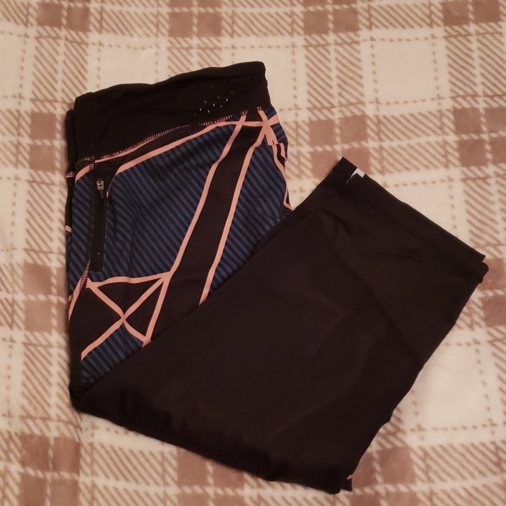 Exercise leggings